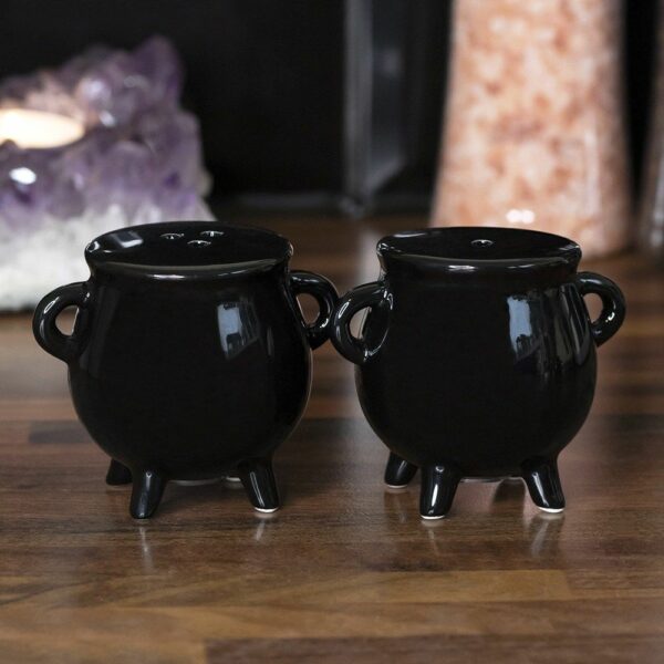 Cauldron Cruet Salt and Pepper Set - Image 4
