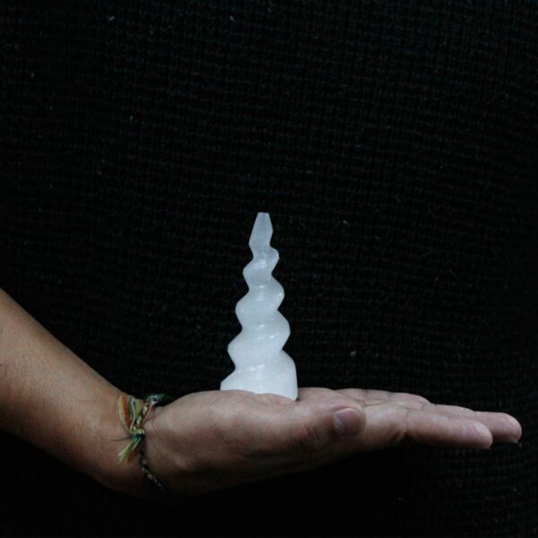 Selenite Spiral Unicorn Horn Tower - 10 cm - Image 5