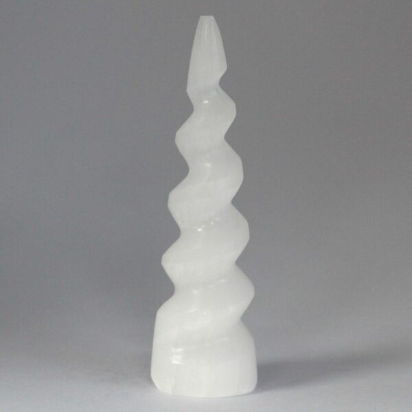 Selenite Spiral Unicorn Horn Tower - 15 cm - Image 2
