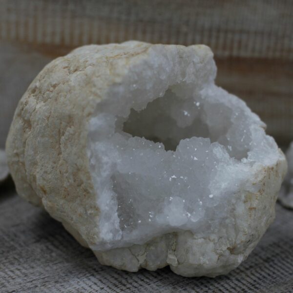 Calsite Geodes - 15-18 cm - Image 10