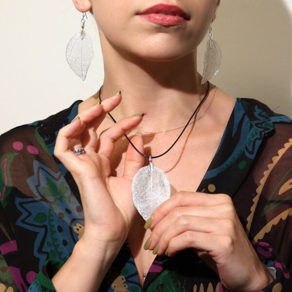 Necklace - Bravery Leaf - Silver - Image 4