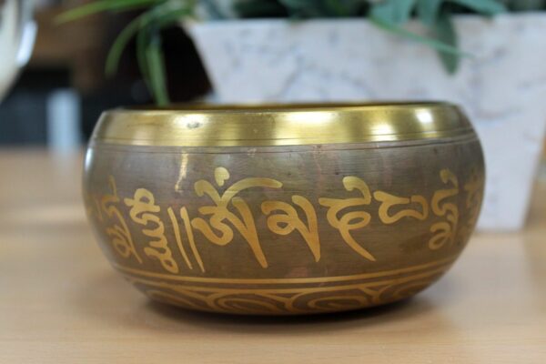Lrg Five Buddha Singing Bowl - Image 3