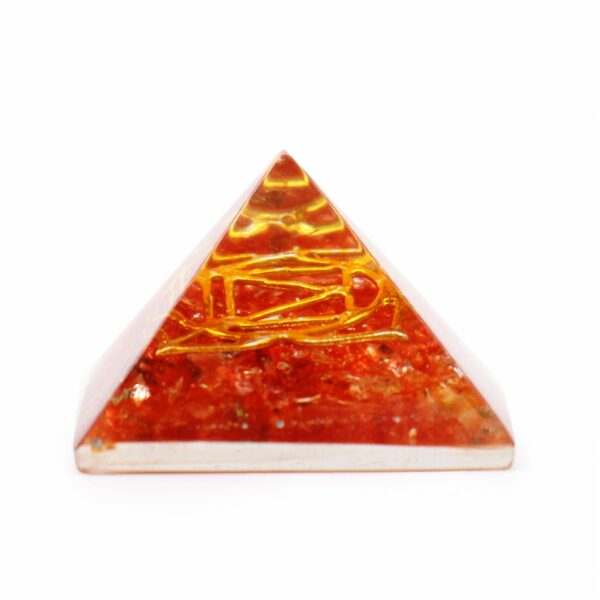 Sm Orgonite Pyramid 25mm Gemchips and Copper (assorted colours/designs) - Image 3