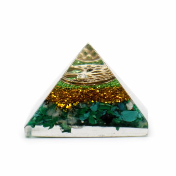 Sm Orgonite Pyramid 25mm Gemchips and Copper (assorted colours/designs) - Image 6