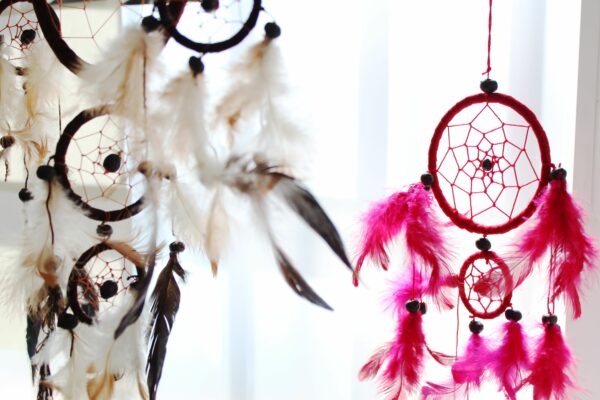 Bali Dreamcatchers - Small Heart - Black/White/Red - Image 3