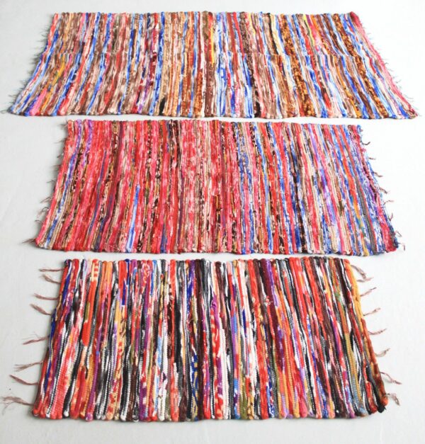 Medium Velvet Rug - 128x75cm - Image 8