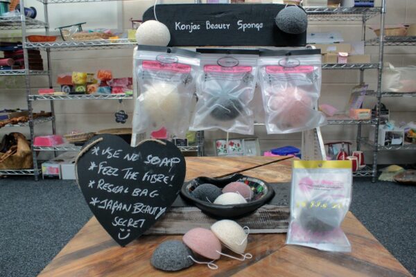 Konjac Sponge Display Stand - Image 3