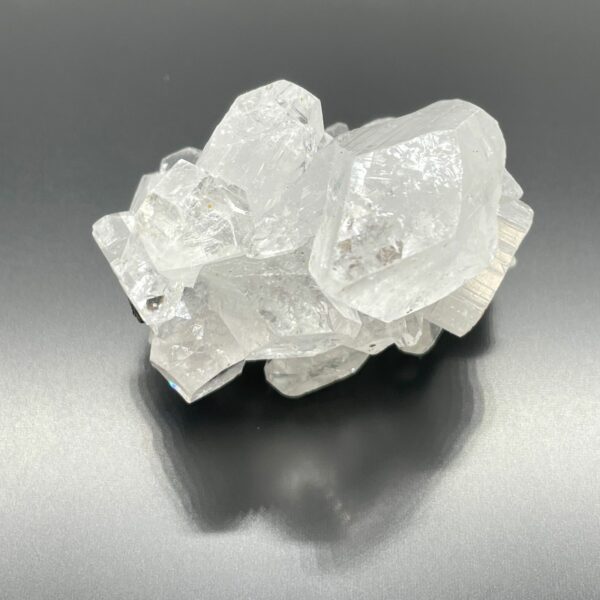 White Appophyllite Clusters 20-30mm - Image 15