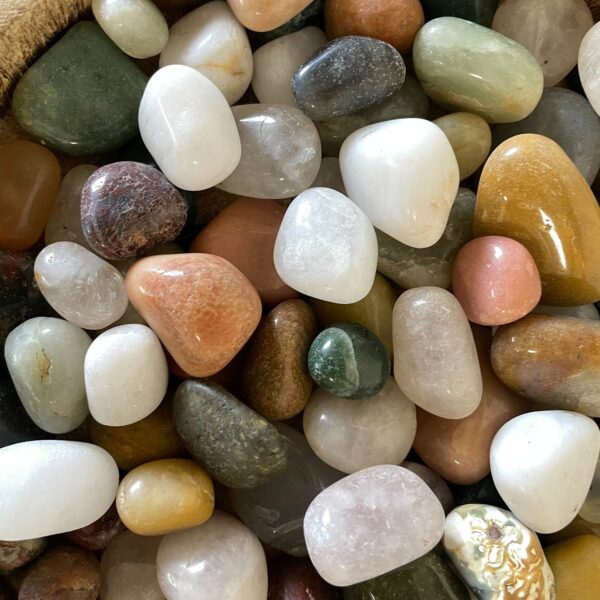 Mixed Gemstones 1kg - Image 5
