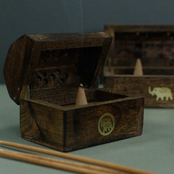 Mini Incense Cone Smoke Box - Mango Wood - Image 3