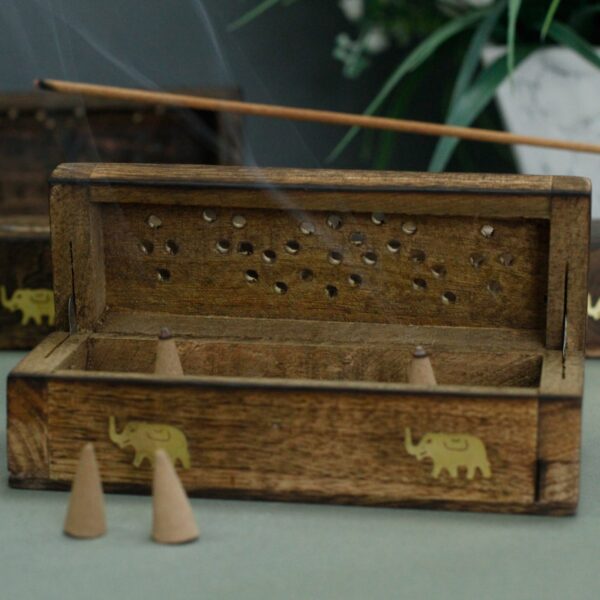 Incense Cone Smoke Box 6" - Mango Wood - Image 3