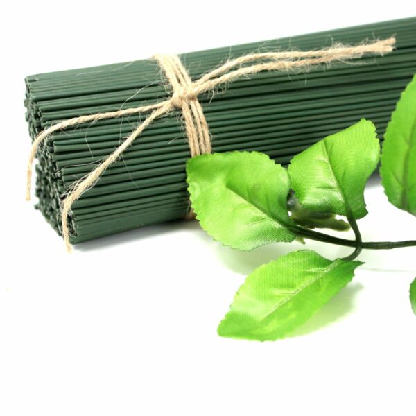 Craft Flower Stems Aprox 625 pieces (2.5kg) - Image 2