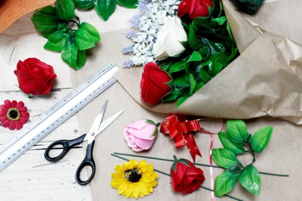 Craft Flower Stems Aprox 625 pieces (2.5kg) - Image 4