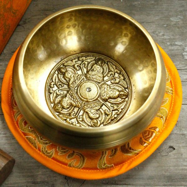 Five Buddha Singing Bowl Set 10cm (min 400gm) - Image 3