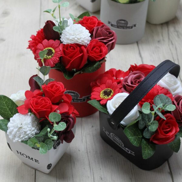 Bouquet Petite Basket - Rich Reds - Image 2