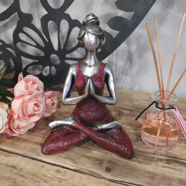 Yoga Lady Figure -  Silver & Bordeaux 24cm - Image 2