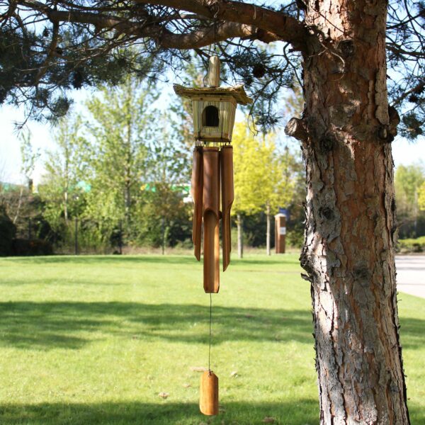 Square Seagrass Bird Box with Chimes 49x15cm - Image 6