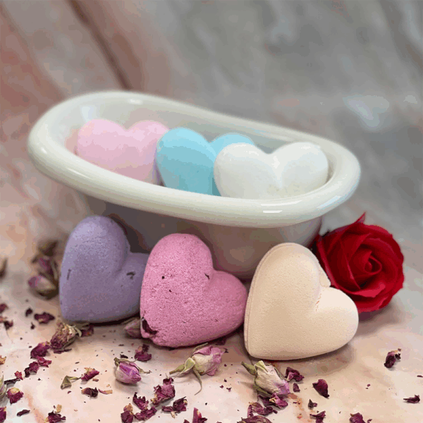 Set of 6 mixed Love Heart Bath Bombs 70g - Image 2