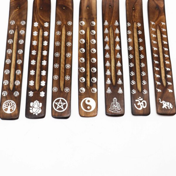 Carved Mango Wood Ashcatcher With Burnt Finish - Image 5