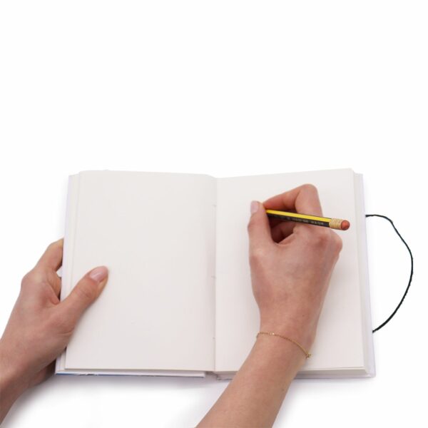 Notebook with strap - Leaves on the same tree - Image 6