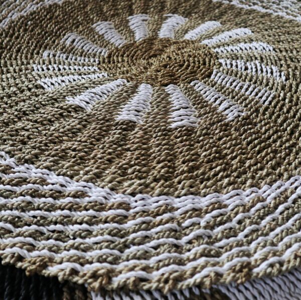 Round Seagrass White & Tan - Inner Sun - 1m - Image 2