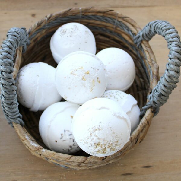 Natural Seagrass Basket - Set of 2 - Image 4