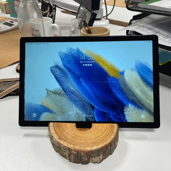 Small Log Phone Holder (full slice) - Natural - Image 9