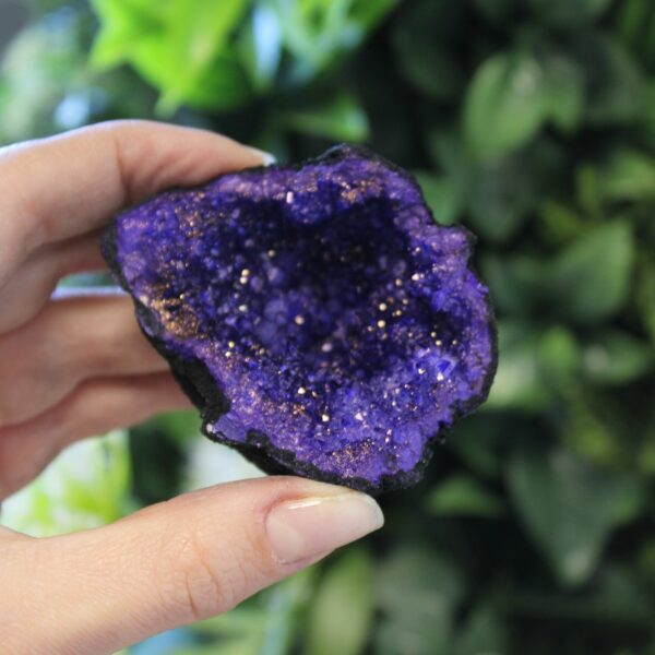 Coloured Calsite Geodes - Black Rock - Turqoise / Purple - Image 4