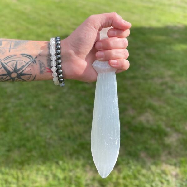Selenite Lrg Ritual Knife - Spiral (25cm) - Image 4