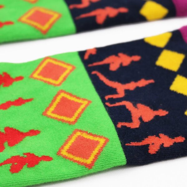 Hop Hare Bamboo Socks M/L - Yoga Poses - Image 3