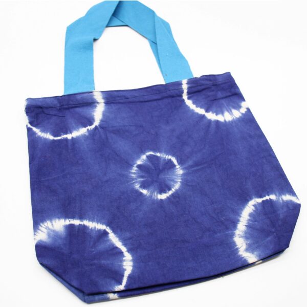 Natural Tye-Dye Cotton Bag (8oz) - 38x42x12cm - Blue Rings - Blue Handle - Image 3