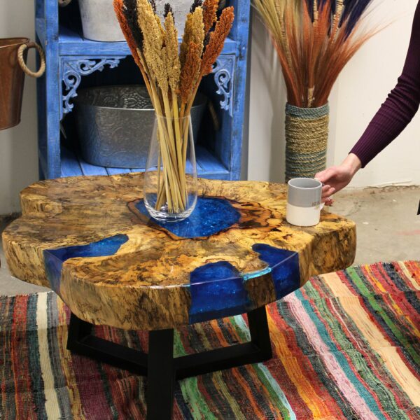 Tamarind and Resin Coffee Table - Sky Blue - Image 4