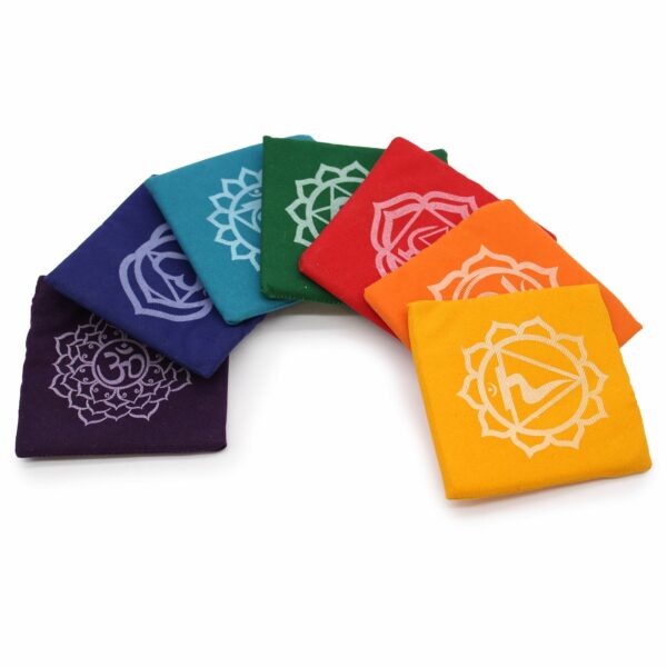 Chakra Pyramid Singing Bowl Gift Set - Image 5
