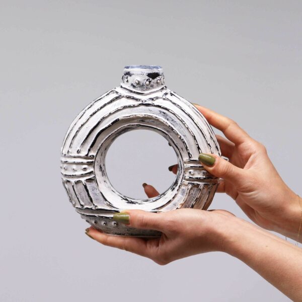 Round Donut Shaped Vase - Cream 18cm - Image 3