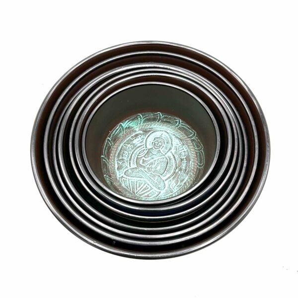 Small Chakra Set of  Seven Singing Bowls (14-22cm) - Image 2