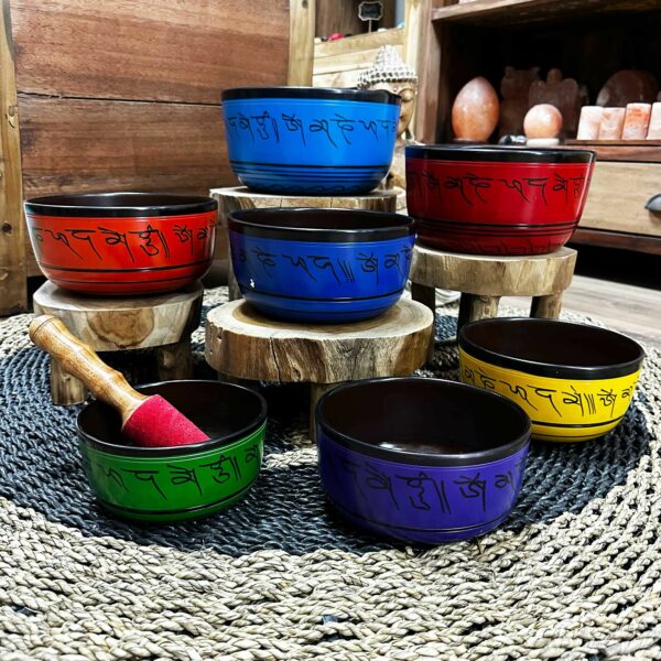 Small Chakra Set of  Seven Singing Bowls (14-22cm) - Image 5