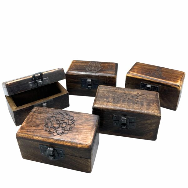 Wooden Pill Box 9x5x4cm - Carved Designs - Assorted - Image 4