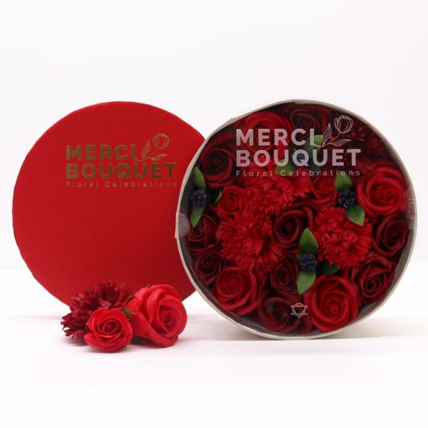 Round Box - Classic Red Roses - Image 3