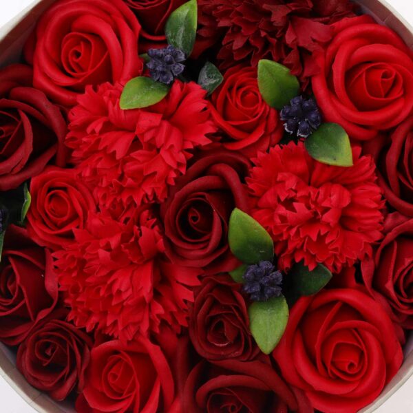 Round Box - Classic Red Roses - Image 4