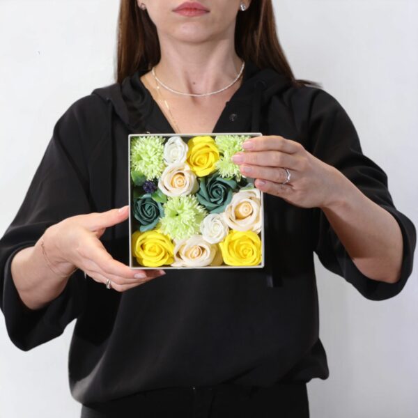 Square Box - Spring Celibrations - Yellow & Greens - Image 5