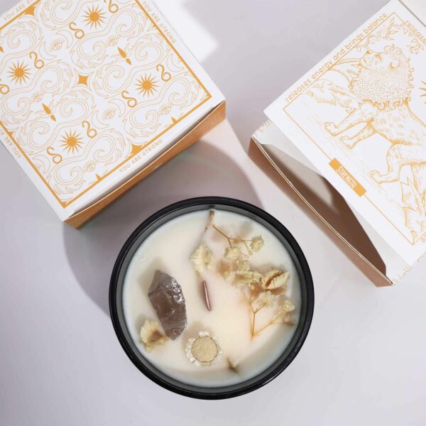 Hop Hare Crystal Magic Flower Candle - The Lion - Image 6