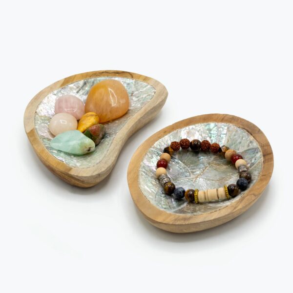 Set of 4 Teak Mini Bowls with Shell Decor (assorted) - Image 3
