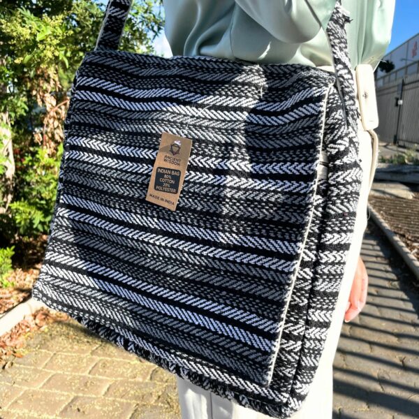 Soft Banjar Laptop Bag - Grey Strips - Image 3