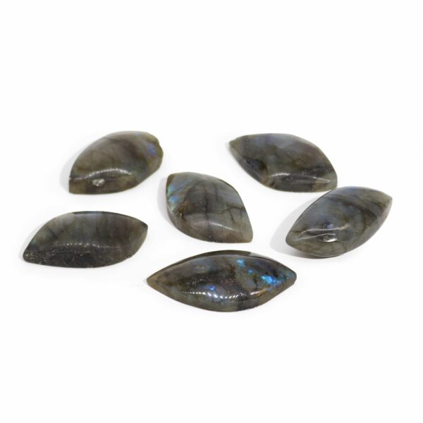 Madagascar Labradorite Leaf Stone (approx 15-20gms 45-55mm) - Image 2
