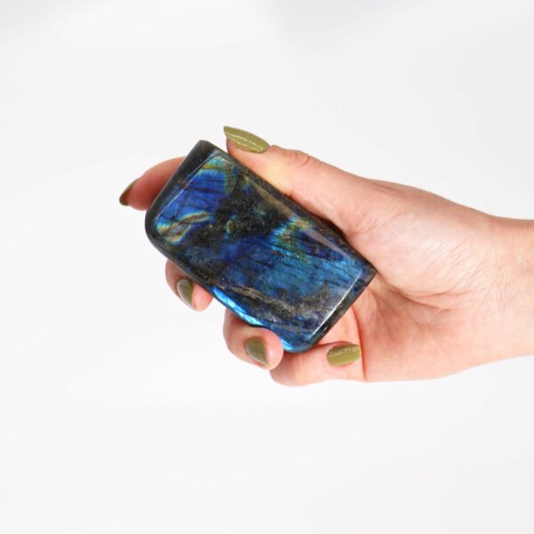 Madagascar Labradorite Medium Stone (approx 250-300gms 80-100mm) - Image 3