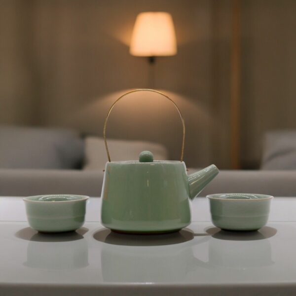 Herbal Jade Teapot Set - Pot & Two Cups - Image 2