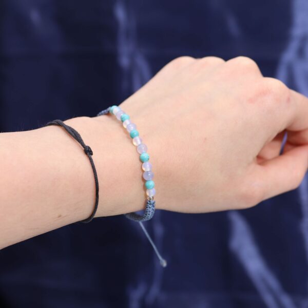 Zodiac Crystal Candle with Gemstone Bracelet - Pisces - Image 5