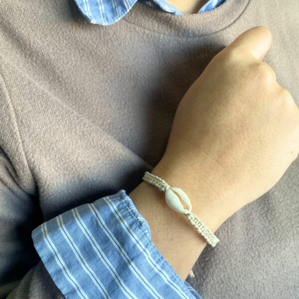 Handmade Friendship Bracelets - Cowrie Chums Shell (asst) - Image 3