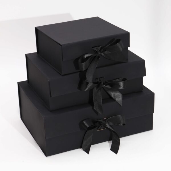 Flat Pack Gift Box - Extra Large  (33x25x12cm) - Black - Image 2