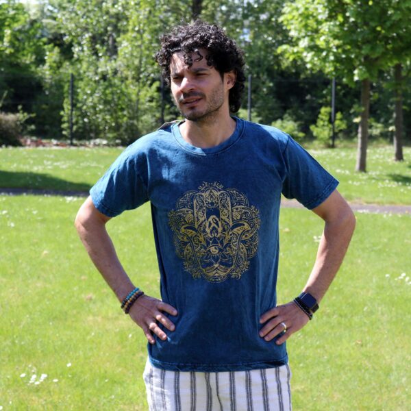 Medium Stone Washed T-Shirt - Hamsa - Blue - Image 2